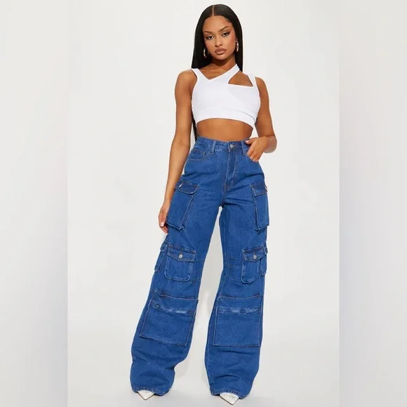 Fashion Nova Dark Denim Cargo Jeans Tall girl friendly - Picture 6 of 6